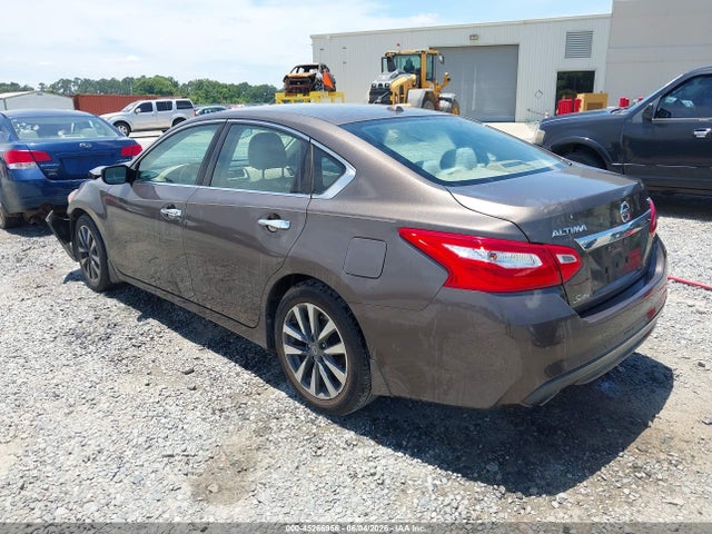 Nissan Altima 2.5 Sv 2017 1N4AL3AP2HC153729 Image 3