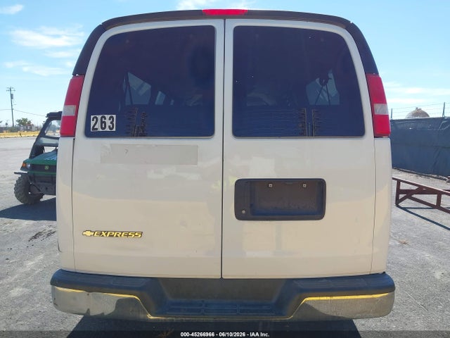 Продажа на аукционе авто 2017 Chevrolet Express 3500 Lt, vin: 1GAZGPFG3H1332383, номер лота: 45266966