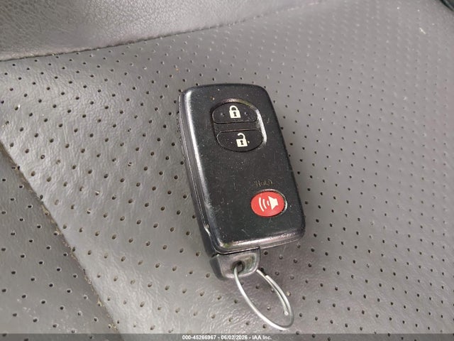 2010 Toyota Prius V მანქანა იყიდება აუქციონზე, vin: JTDKN3DU4A0080171, აუქციონის ნომერი: 45266967