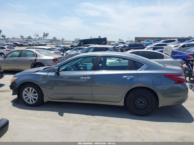 Nissan Altima 2.5 S 2018 1N4AL3AP0JC473511 Image 15