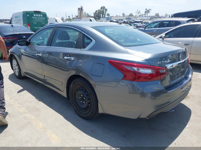 Nissan Altima 2.5 S 2018 1N4AL3AP0JC473511 Image 3