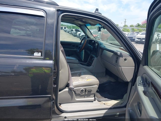 45267005 :رقم المزاد ، 1GYEK63N43R103409 vin ، 2003 Cadillac Escalade Standard مزاد بيع