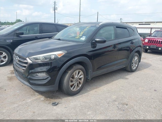 Продажа на аукционе авто 2016 Hyundai Tucson Se, vin: KM8J33A40GU220879, номер лота: 45267040