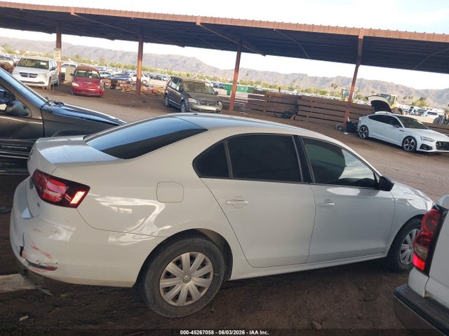 3VW267AJ3GM350041 Volkswagen Jetta 1.4t S