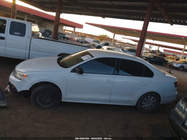 3VW267AJ3GM350041 Volkswagen Jetta 1.4t S