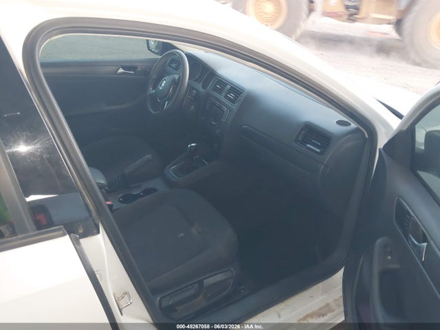 3VW267AJ3GM350041 Volkswagen Jetta 1.4t S