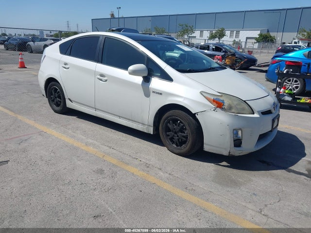 45267099 :رقم المزاد ، JTDKN3DU0B0281051 vin ، 2011 Toyota Prius Three مزاد بيع