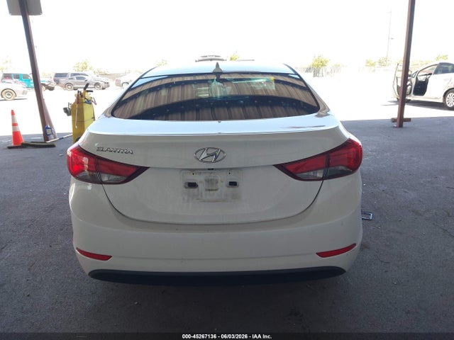 Hyundai ELANTRA SE 2015 5NPDH4AE5FH617580 Image 16