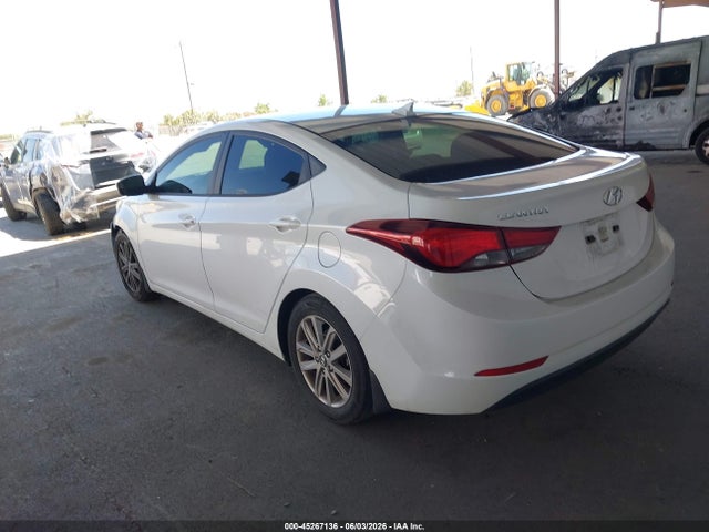 Hyundai ELANTRA SE 2015 5NPDH4AE5FH617580 Image 3