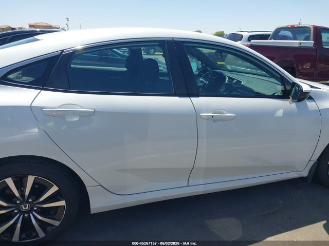 Honda Civic Sport 2019 19XFC2F81KE200180 Image 13