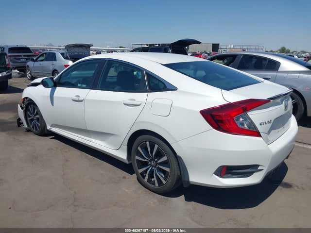 Honda Civic Sport 2019 19XFC2F81KE200180 Image 3