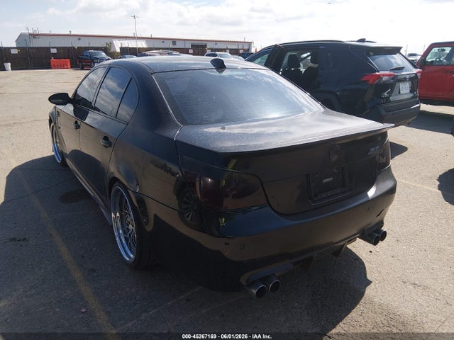 45267169 :رقم المزاد ، WBSNB93536B583410 vin ، 2006 Bmw M5 مزاد بيع