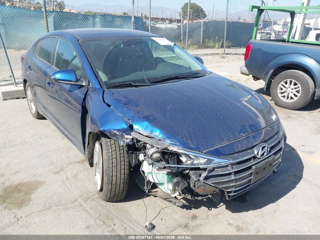 2019 5NPD84LF4KH480972 main image