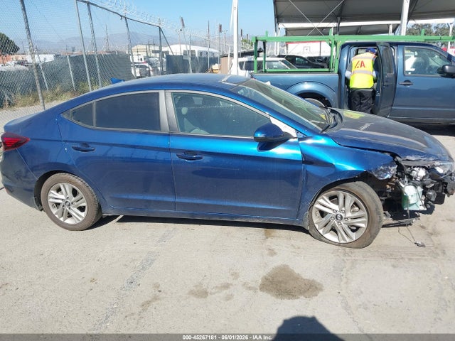 Hyundai Elantra Value Edition 2019 5NPD84LF4KH480972 Image 14