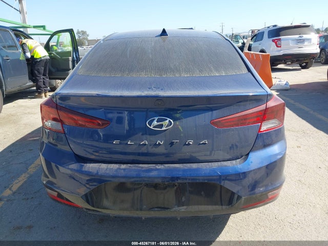 Hyundai Elantra Value Edition 2019 5NPD84LF4KH480972 Image 17