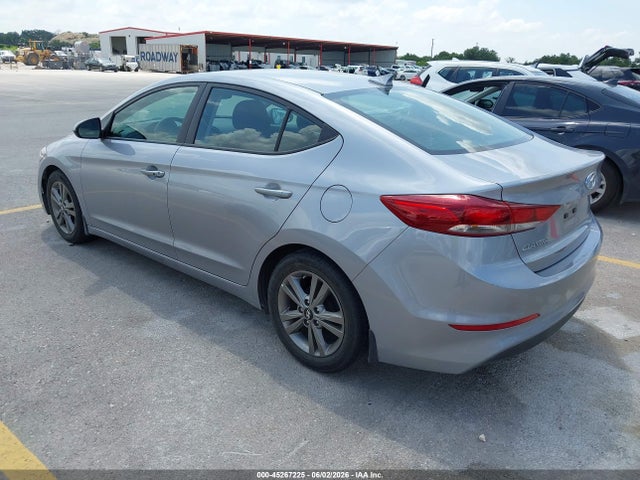 45267225 :رقم المزاد ، 5NPEC4AC1DH783772 vin ، 2013 Hyundai Sonata Se مزاد بيع