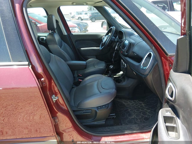 2015 Fiat 500l Lounge მანქანა იყიდება აუქციონზე, vin: ZFBCFACHXFZ033386, აუქციონის ნომერი: 45267226
