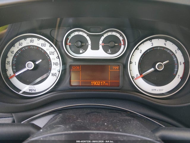 2015 Fiat 500l Lounge მანქანა იყიდება აუქციონზე, vin: ZFBCFACHXFZ033386, აუქციონის ნომერი: 45267226