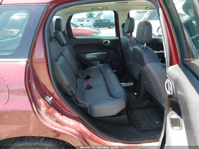 2015 Fiat 500l Lounge მანქანა იყიდება აუქციონზე, vin: ZFBCFACHXFZ033386, აუქციონის ნომერი: 45267226