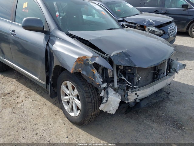 45267227 :رقم المزاد ، 5TDBK3EH6CS152787 vin ، 2012 Toyota Highlander Se V6 مزاد بيع