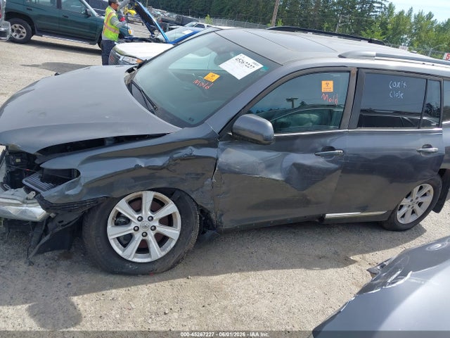 45267227 :رقم المزاد ، 5TDBK3EH6CS152787 vin ، 2012 Toyota Highlander Se V6 مزاد بيع