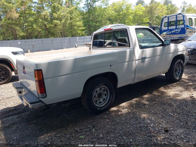 45267240 :رقم المزاد ، 1N6SD11S3SC377231 vin ، 1995 Nissan Truck E/xe مزاد بيع