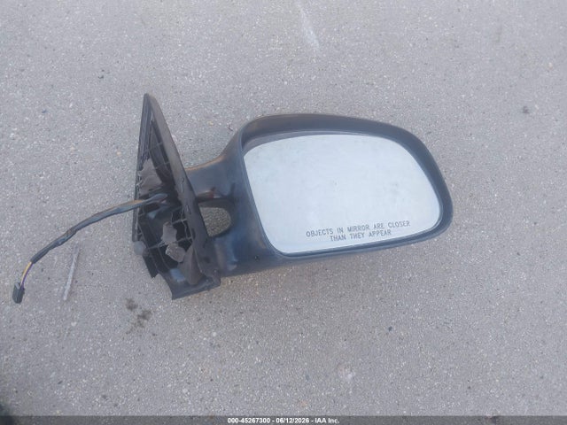 45267300 :رقم المزاد ، 1G2NE52E5XC558744 vin ، 1999 Pontiac Grand Am Se2 مزاد بيع