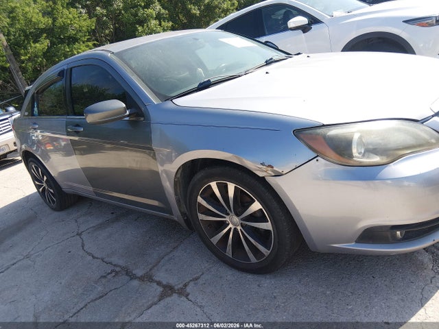 Aukcja sprzedaży 2014 Chrysler 200 Touring, vin: 1C3CCBBBXEN107800, numer aukcji: 45267312
