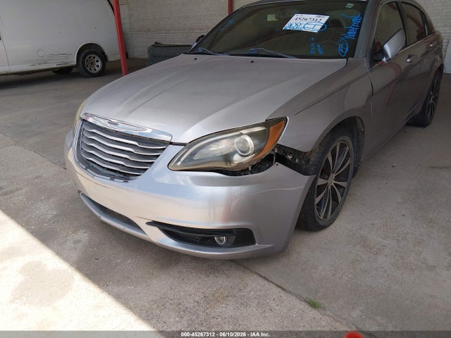 Aukcja sprzedaży 2014 Chrysler 200 Touring, vin: 1C3CCBBBXEN107800, numer aukcji: 45267312