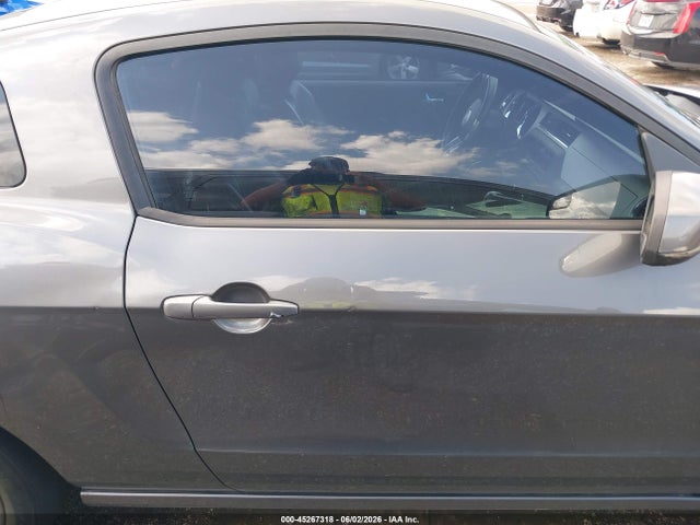 Aukcja sprzedaży 2013 Ford Mustang V6 Premium, vin: 1ZVBP8AM7D5283149, numer aukcji: 45267318
