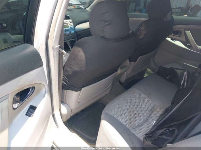 45267341 :رقم المزاد ، 4T1BF3EK2BU770954 vin ، 2011 Toyota Camry Se مزاد بيع