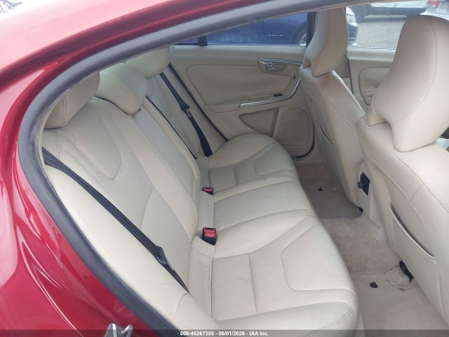 2015 Volvo S60 T5 Premier მანქანა იყიდება აუქციონზე, vin: YV140MFK2F2338170, აუქციონის ნომერი: 45267385