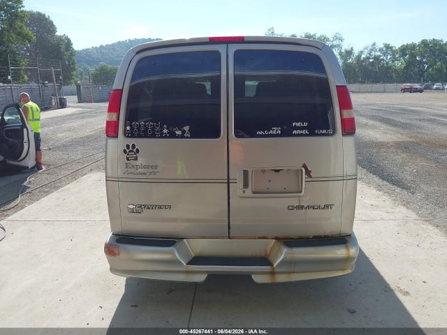 45267441 :رقم المزاد ، 1GBFG15T551156412 vin ، 2005 Chevrolet Express Upfitter مزاد بيع