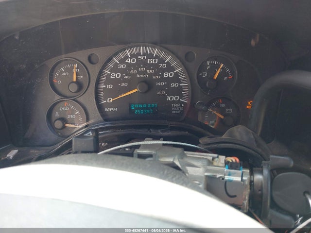 45267441 :رقم المزاد ، 1GBFG15T551156412 vin ، 2005 Chevrolet Express Upfitter مزاد بيع