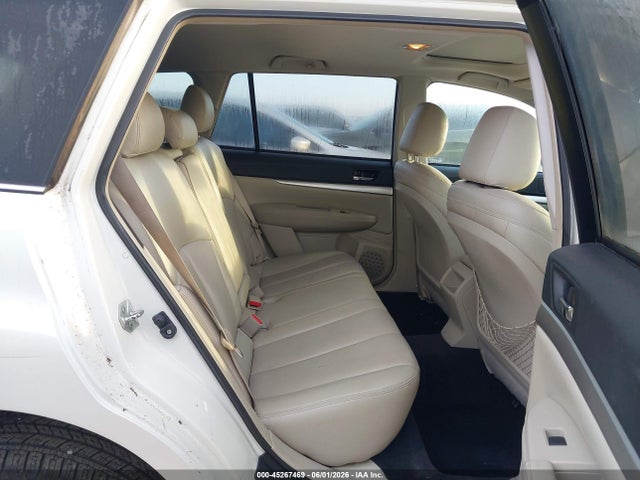 45267469 :رقم المزاد ، 4S4BRBGC0B3331328 vin ، 2011 Subaru Outback 2.5i Premium مزاد بيع