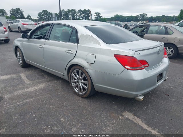 Продаж на аукціоні авто 2005 Toyota Avalon Xl, vin: 4T1BK36B05U055556, номер лоту: 45267502