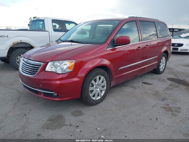 45267510 :رقم المزاد ، 2C4RC1BGXFR636860 vin ، 2015 Chrysler Town & Country Touring مزاد بيع