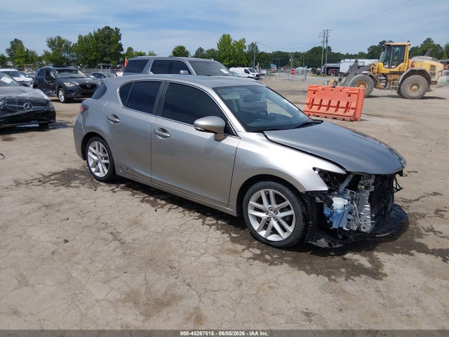 Lexus CT 200H 2017 JTHKD5BH7H2298106 Image 1