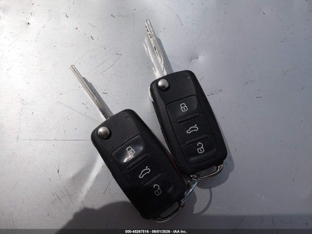 Продаж на аукціоні авто 2017 Volkswagen Tiguan 2.0t/2.0t S, vin: WVGAV7AX9HK004098, номер лоту: 45267516