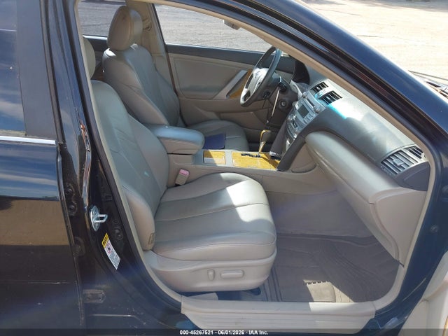 45267521 :رقم المزاد ، 4T1BE46K27U594647 vin ، 2007 Toyota Camry Xle مزاد بيع