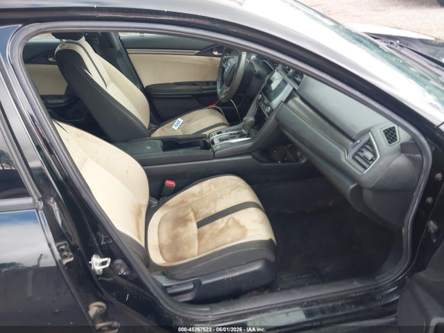 45267523 :رقم المزاد ، SHHFK7H66HU215688 vin ، 2017 Honda Civic Ex مزاد بيع