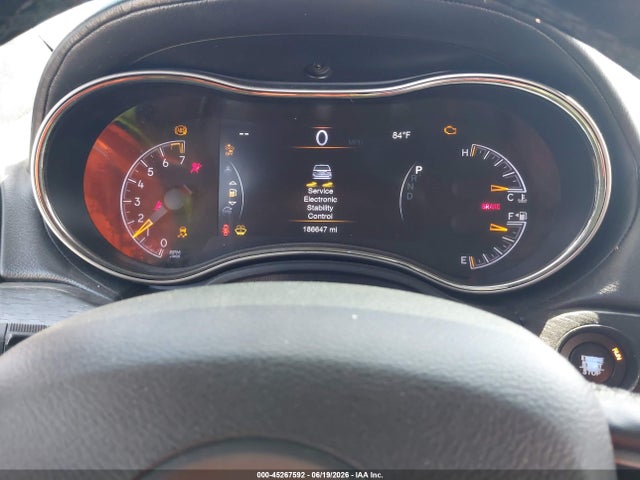 45267592 :رقم المزاد ، 1C4RJFCG4KC570262 vin ، 2019 Jeep Grand Cherokee High Altitude 4x4 مزاد بيع