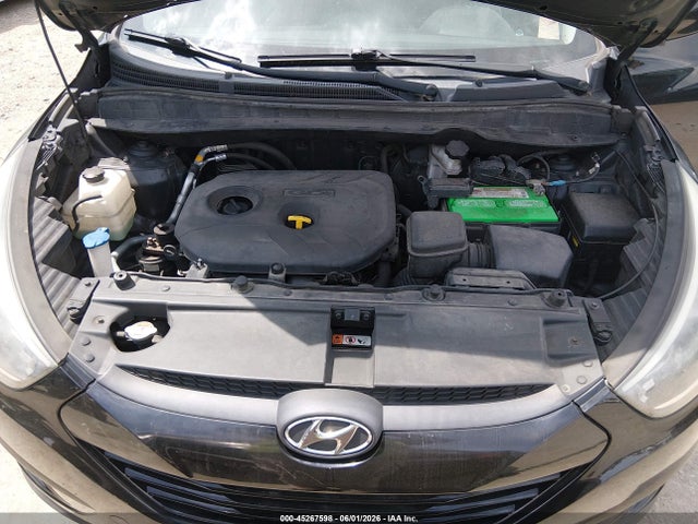 45267598 :رقم المزاد ، KM8JT3AF3FU101935 vin ، 2015 Hyundai Tucson Gls مزاد بيع