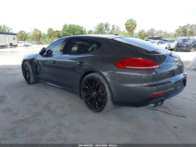 45267607 :رقم المزاد ، WP0AA2A70GL004289 vin ، 2016 Porsche Panamera 4 مزاد بيع
