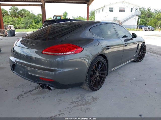 45267607 :رقم المزاد ، WP0AA2A70GL004289 vin ، 2016 Porsche Panamera 4 مزاد بيع