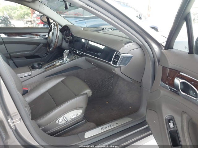 45267607 :رقم المزاد ، WP0AA2A70GL004289 vin ، 2016 Porsche Panamera 4 مزاد بيع