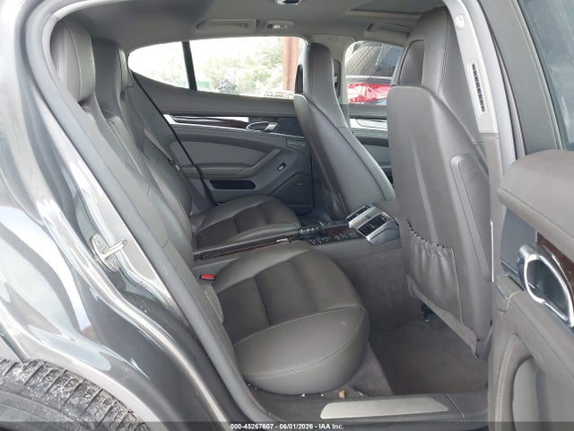 45267607 :رقم المزاد ، WP0AA2A70GL004289 vin ، 2016 Porsche Panamera 4 مزاد بيع