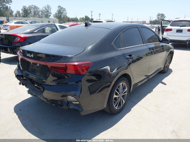 KIA Forte Lxs 2023 3KPF24AD0PE570661 Image 4