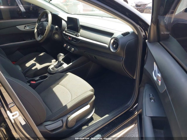 KIA Forte Lxs 2023 3KPF24AD0PE570661 Image 5