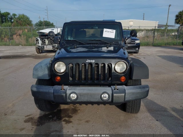 45267641 :رقم المزاد ، 1J4BA3H14BL532206 vin ، 2011 Jeep Wrangler Unlimited Sport مزاد بيع